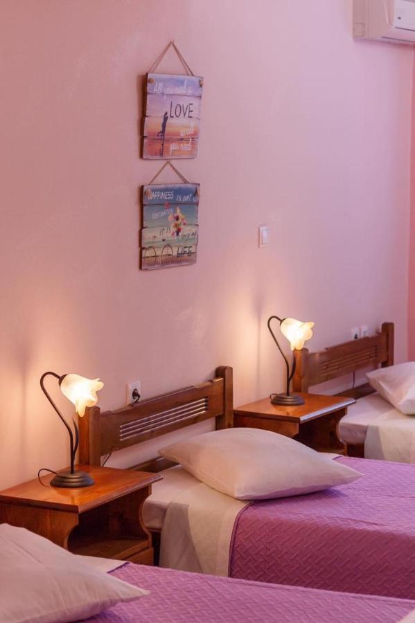 Cleopatra Rooms นิเกียนา ภายนอก รูปภาพ