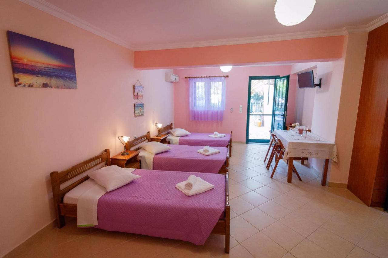 Cleopatra Rooms นิเกียนา ภายนอก รูปภาพ
